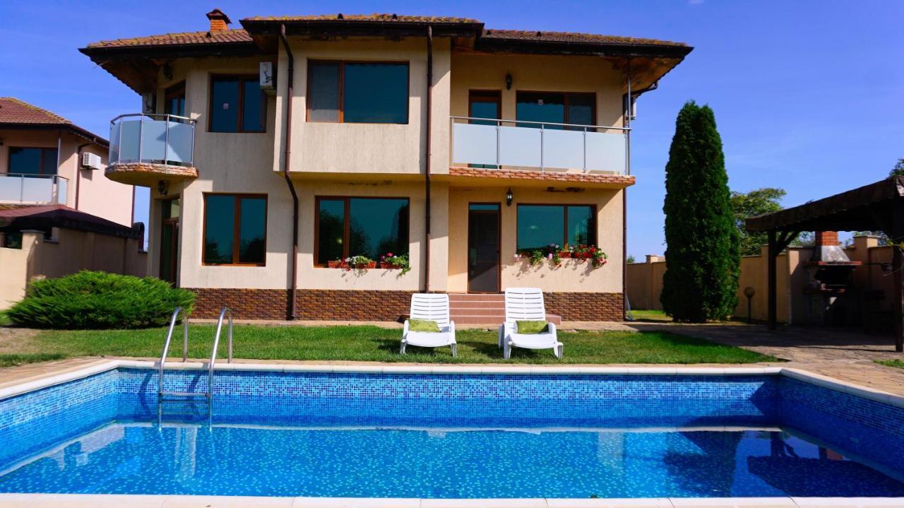 Вила Ваня - Villa Vania Balgarevo Kültér fotó