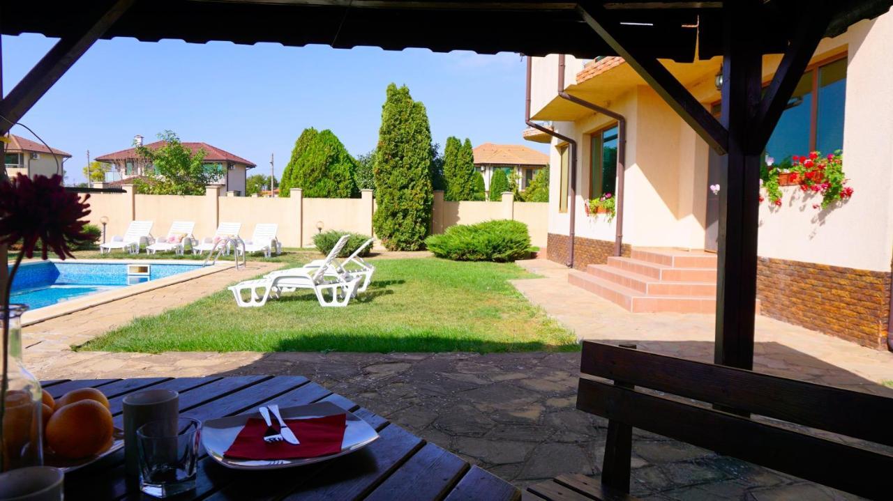 Вила Ваня - Villa Vania Balgarevo Kültér fotó